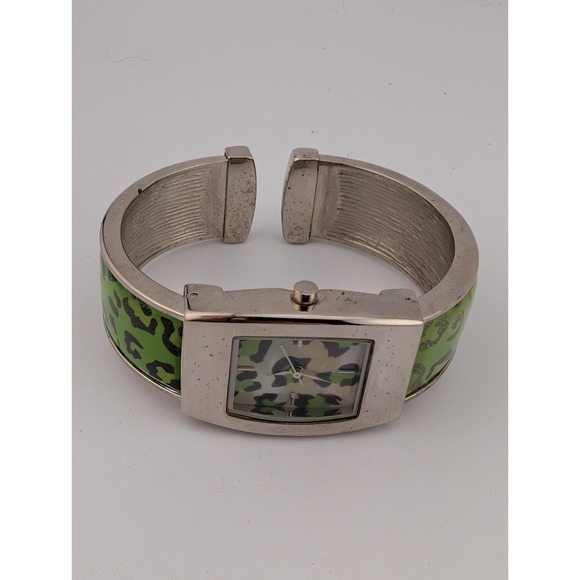 Vernier Green Leopard Print Watch Women 25mm Case Bangle Band- New Battery - Picture 4 of 8